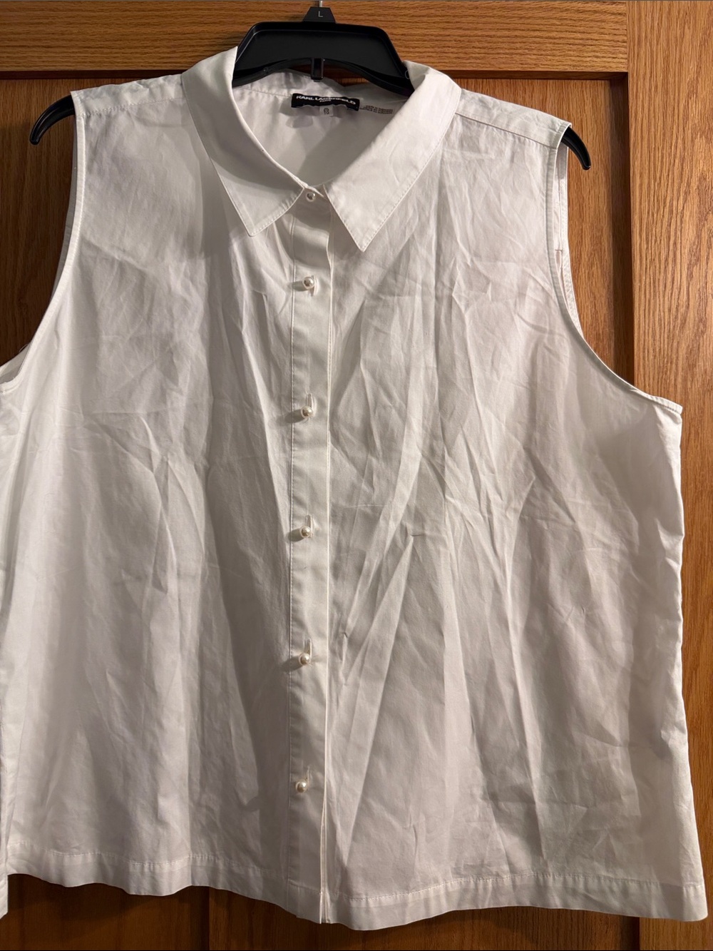 Karl Lagerfeld White Sleeveless Button-Down Top